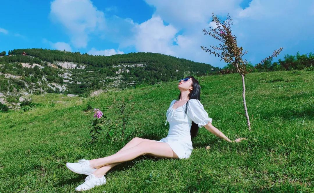 教练向刘国梁汇报工作,向泉教练