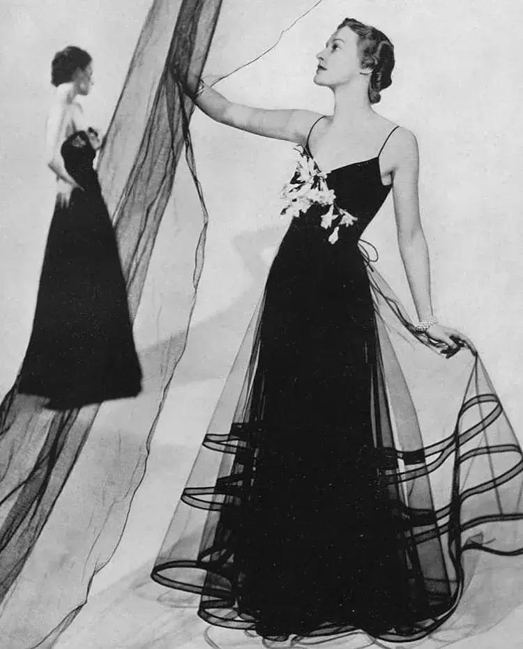 她守着时尚界一个大秘密,直到去世的20多年后才被世人知晓