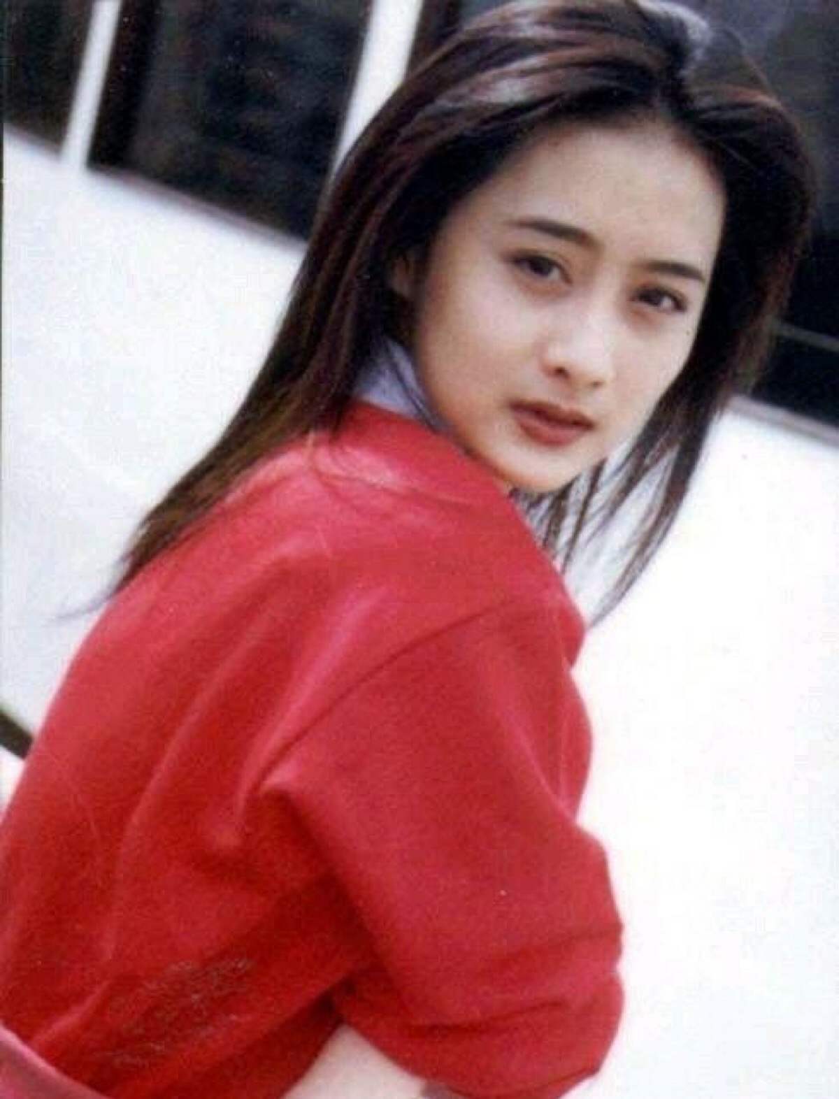 陈德容两次嫁豪门,陈德容嫁给富豪的电视剧