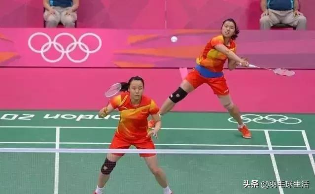双打羽毛球实战最实用技巧,双打羽毛球思路和打法