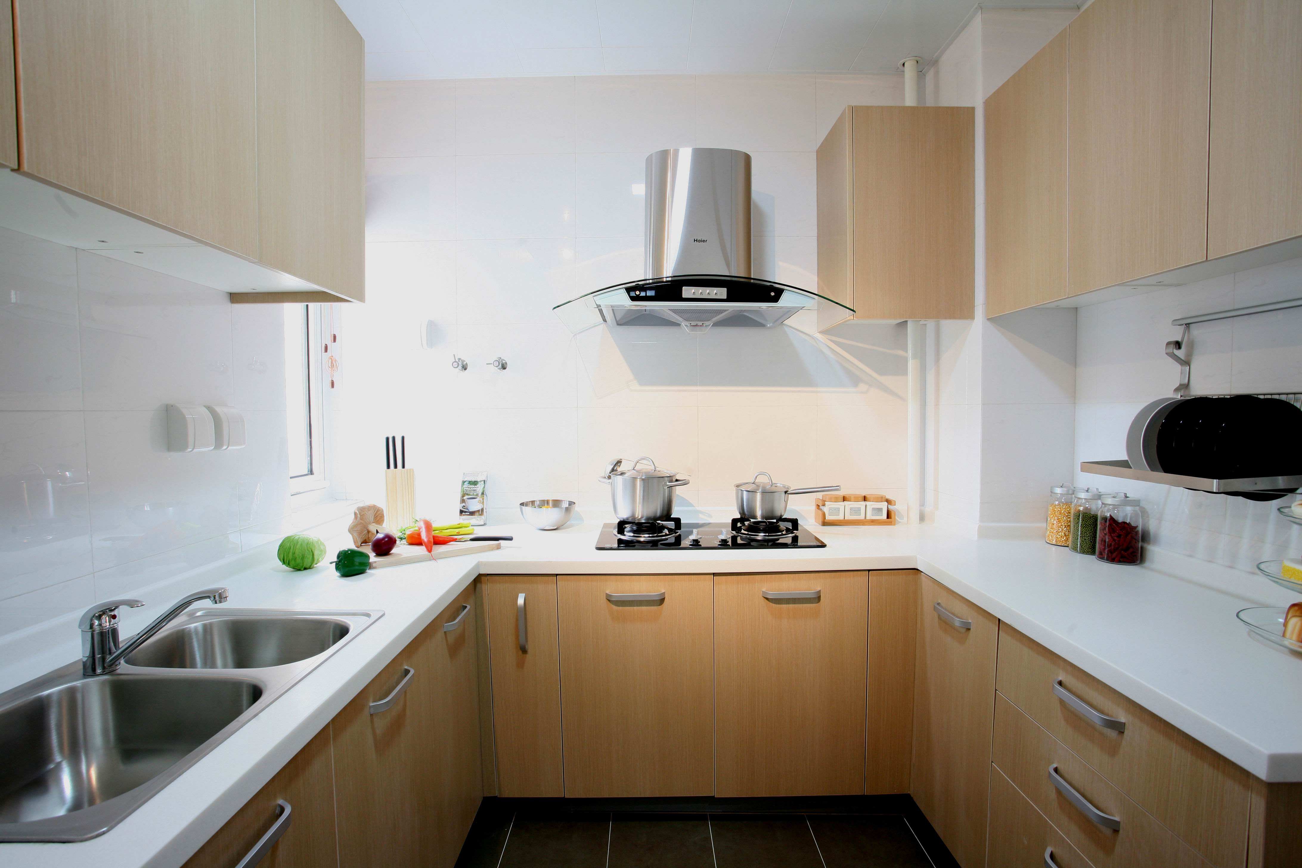 橱柜全屋定制橱柜怎么选,全屋定制家具衣柜橱柜十大排行榜