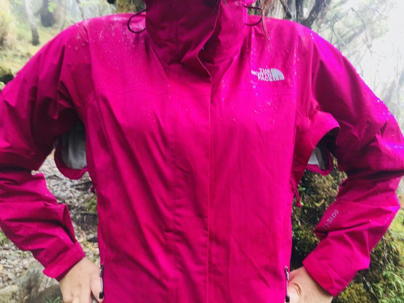 thenorthface北面冲锋衣测评,防水防雪羽绒服thenorthface