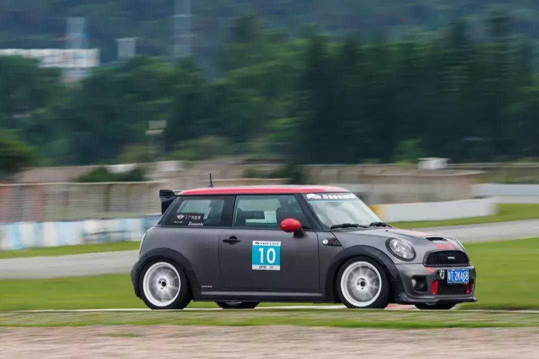 为了这场比赛，我买了一台MINI！