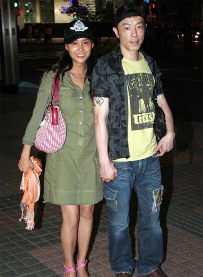 朱茵是黄贯中火的时候认识的吗,黄贯中说朱茵是他一生最大的运气