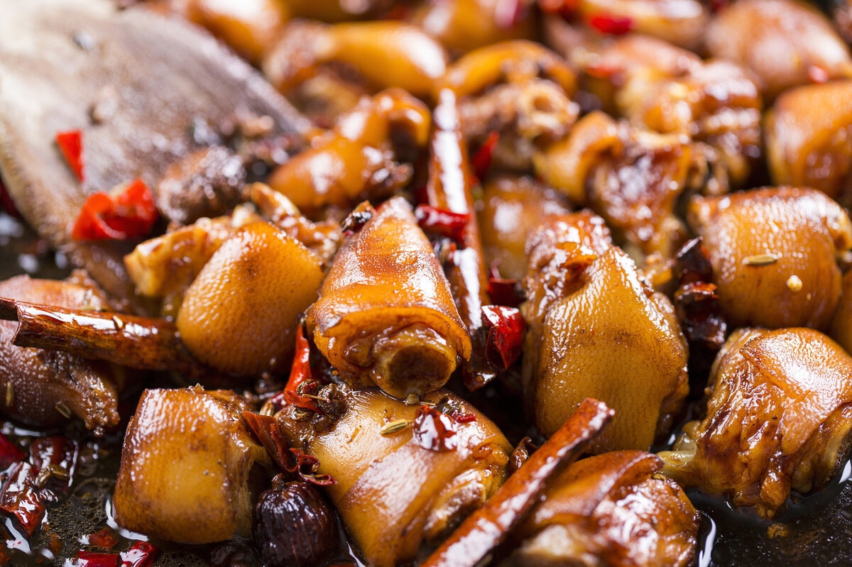 娴欐睙琚綆浼扮殑瀹濊棌缇庨灏忛晣,娴欐睙灏忎紬鏃呮父灏忓煄缇庨