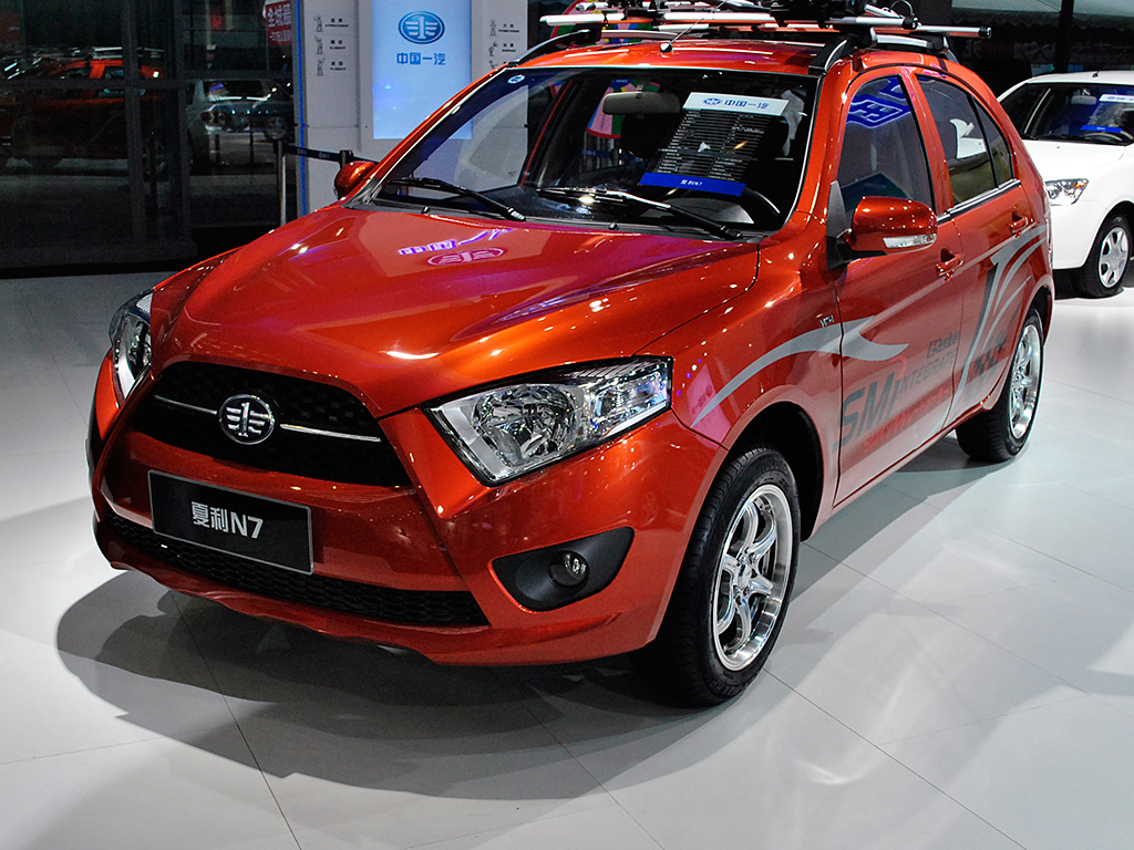 1元甩卖神车夏利消亡史,夏利停产车型有哪些