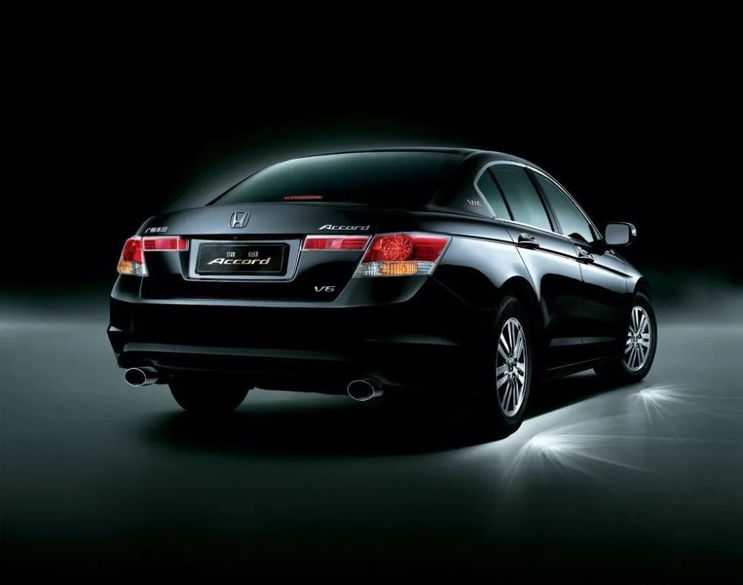 十代半代雅阁推荐哪款,十代雅阁哪一款比较好