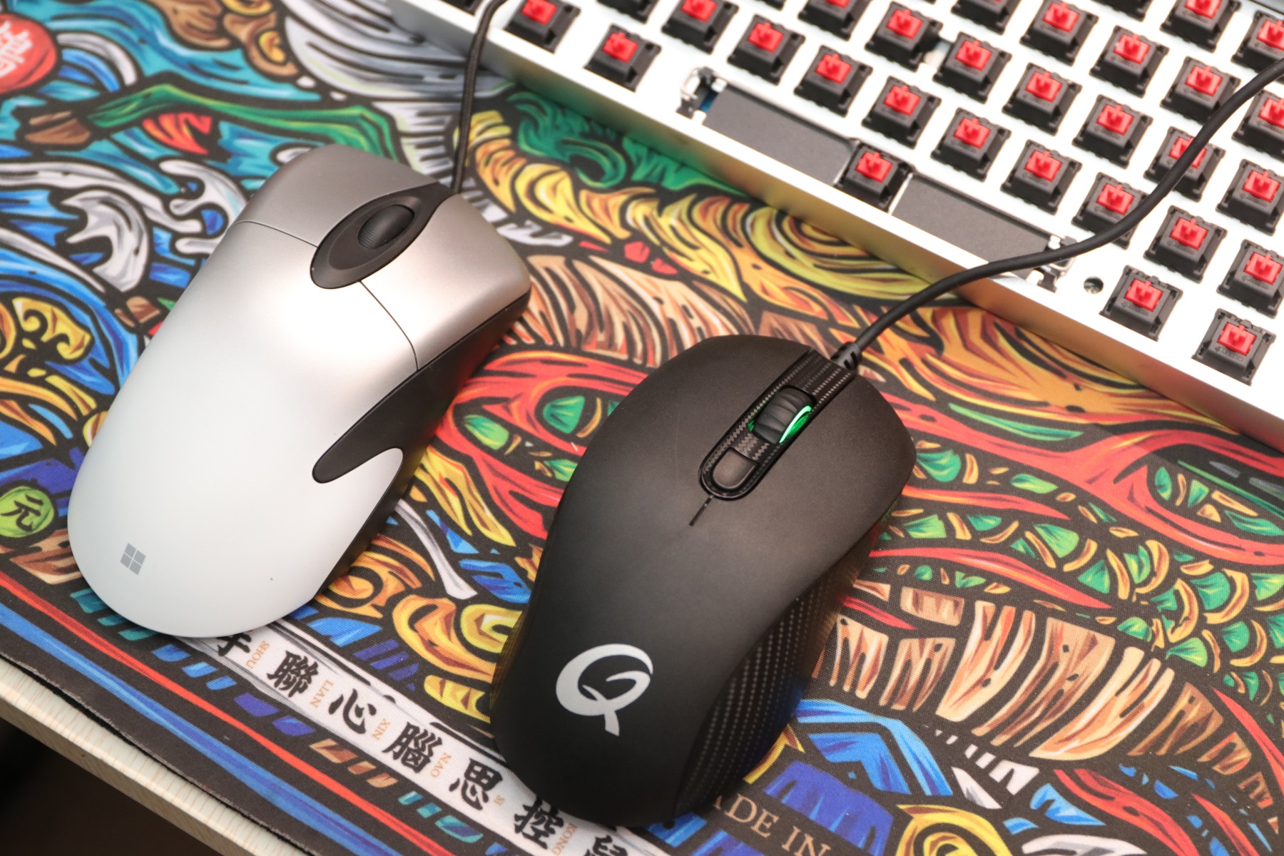 低价低延迟无线游戏鼠标推荐,不打孔轻量化鼠标推荐