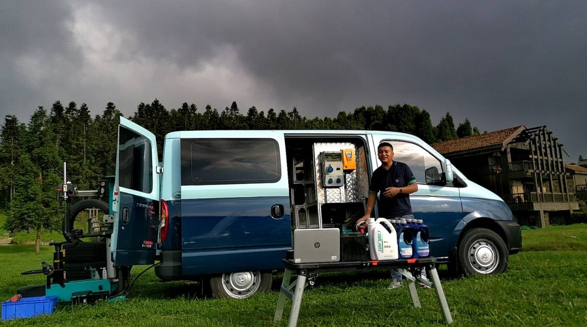 蔚来es8深度免费体验者,蔚来es8官方2023升级方案体验