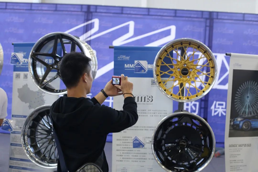 mmx轮毂定制效果图,mmx轮毂定制