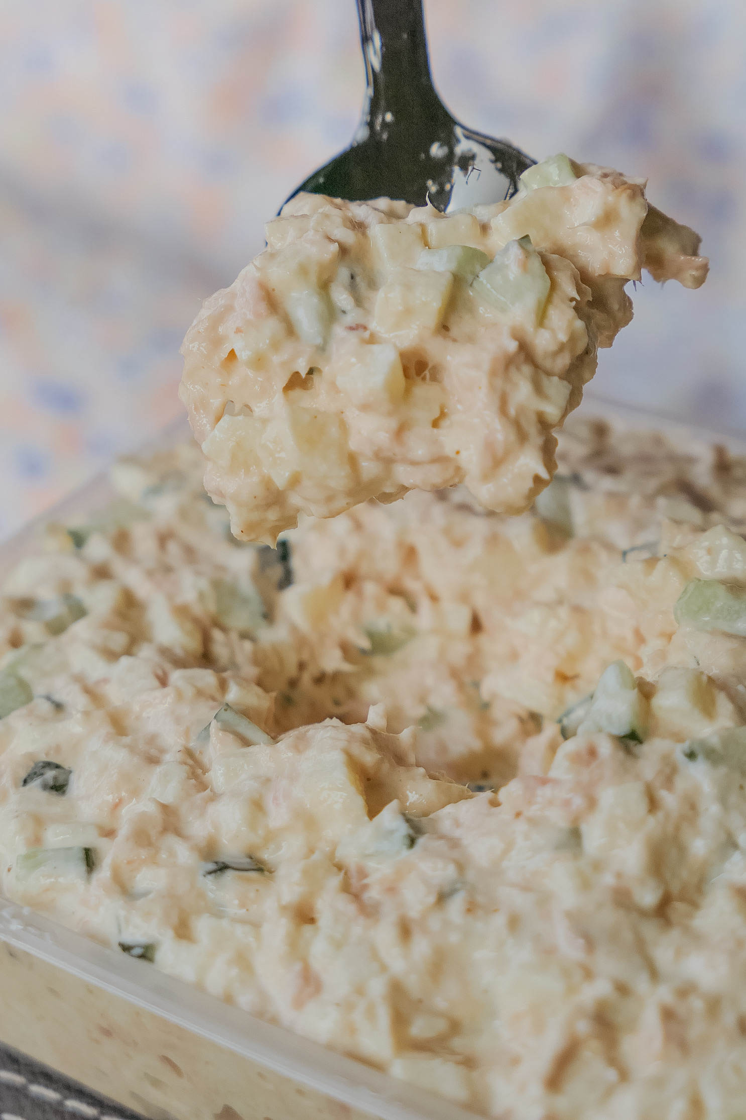 在天津，百十年来西餐一直和煎饼果子si“盟兄弟”？