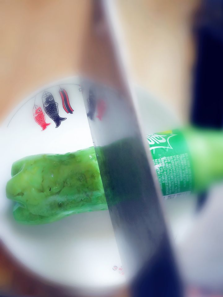 想咨询一下东北腌酸菜的方法,东北酸菜腌制每百斤用多少盐