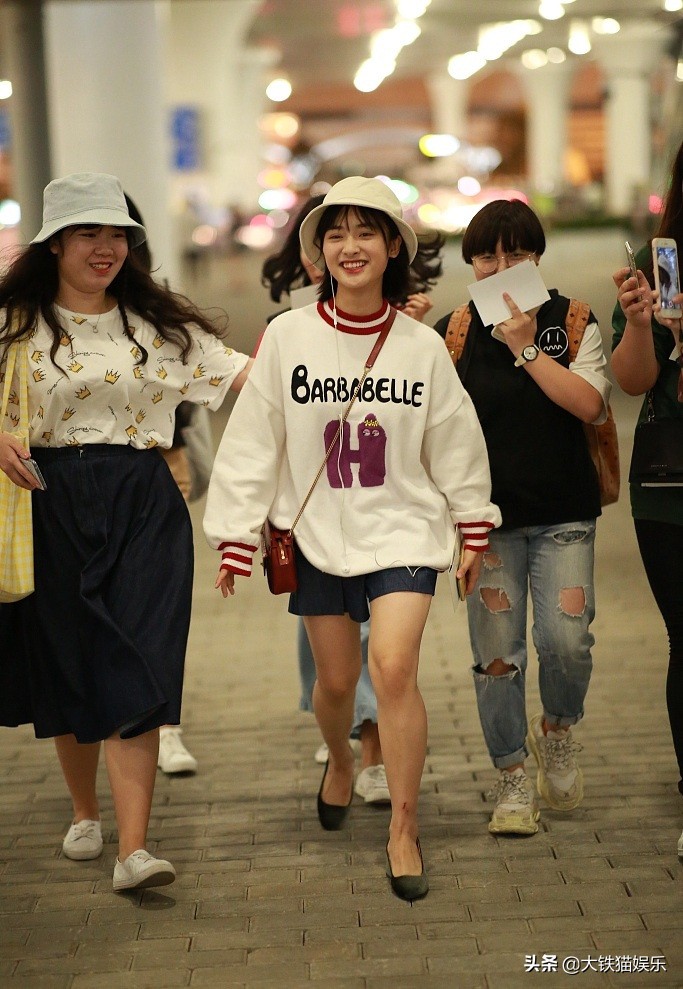 10对撞名的女星,同名不同命,有人公开互撕,有人无辜被“连坐”