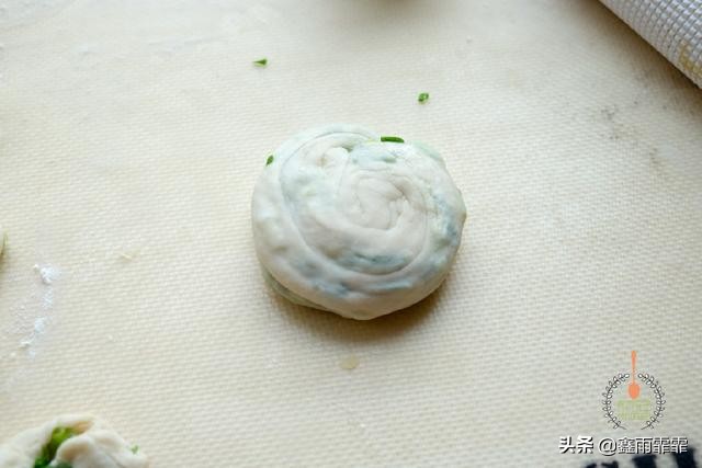 葱花饼又酥又好吃,葱花饼儿童