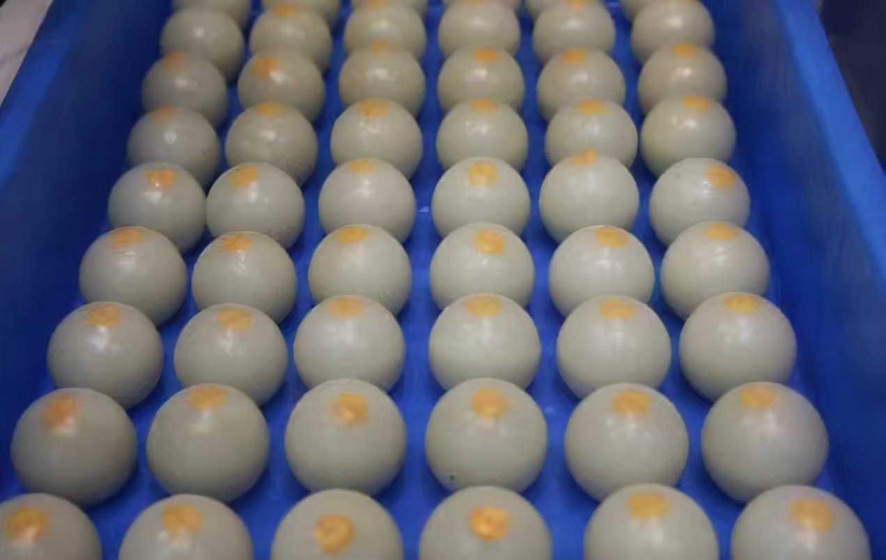 安宫牛黄丸救治中风怎么吃,安宫牛黄丸是中风的神药