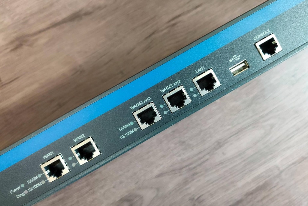 企业路由不为人知的功能:自动吸粉、上网监控、多宽带合并