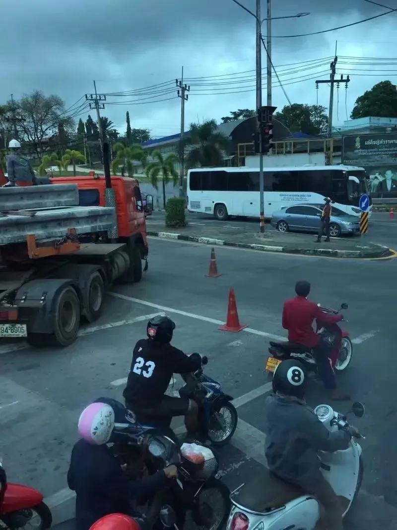 来普吉岛后感觉好难受,普吉岛最后一天购物