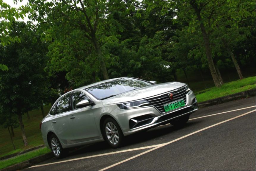 荣威i6试驾,试驾荣威ei6