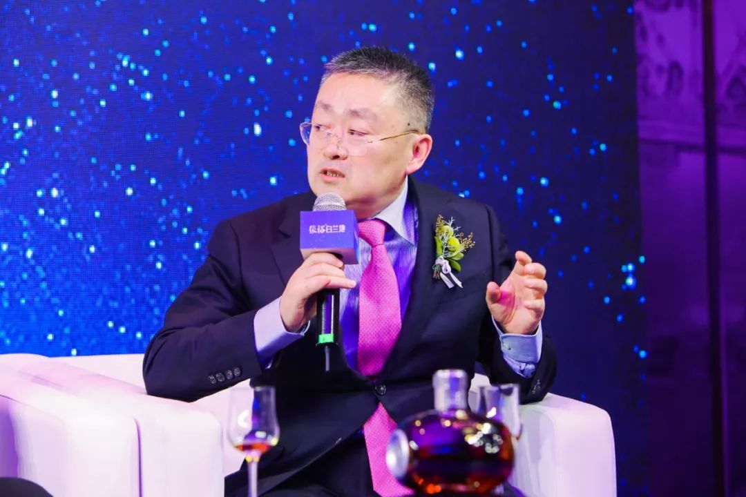 张裕白兰地老酒价格,四十年张裕金奖白兰地多少钱了