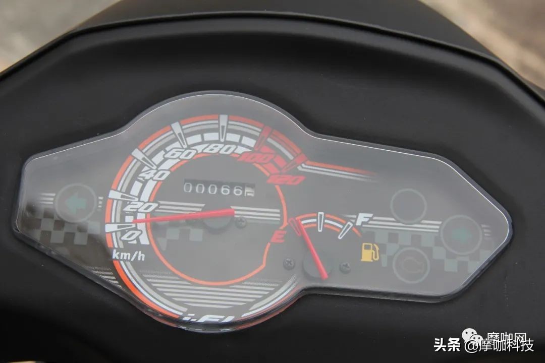 游走在实用和时尚之间，NB-X能否如名字那样锐不可挡？