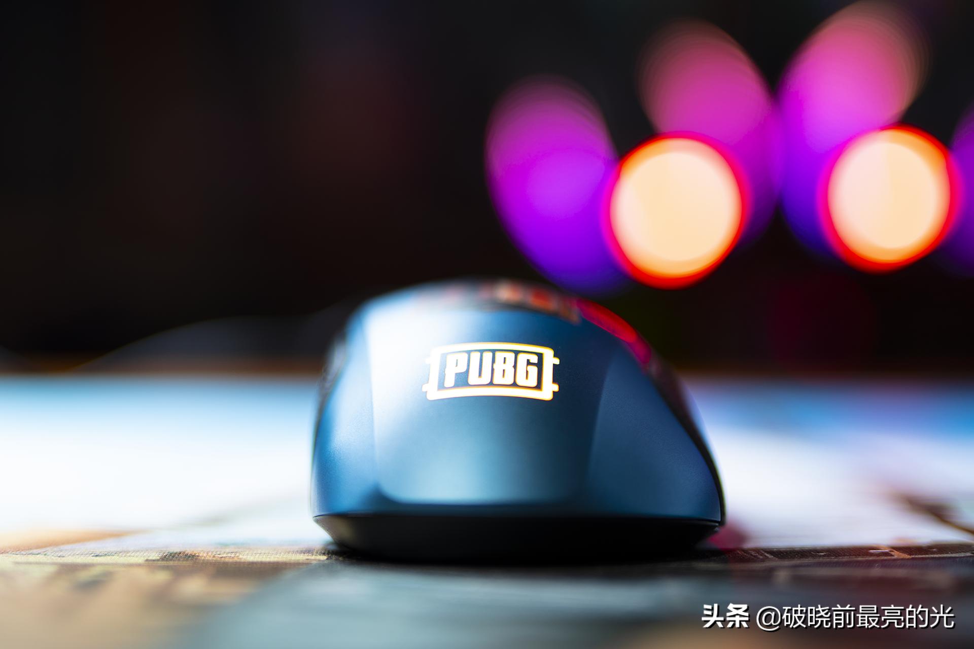 现在主流游戏鼠标键盘耳机,平民游戏键盘鼠标耳机套装推荐