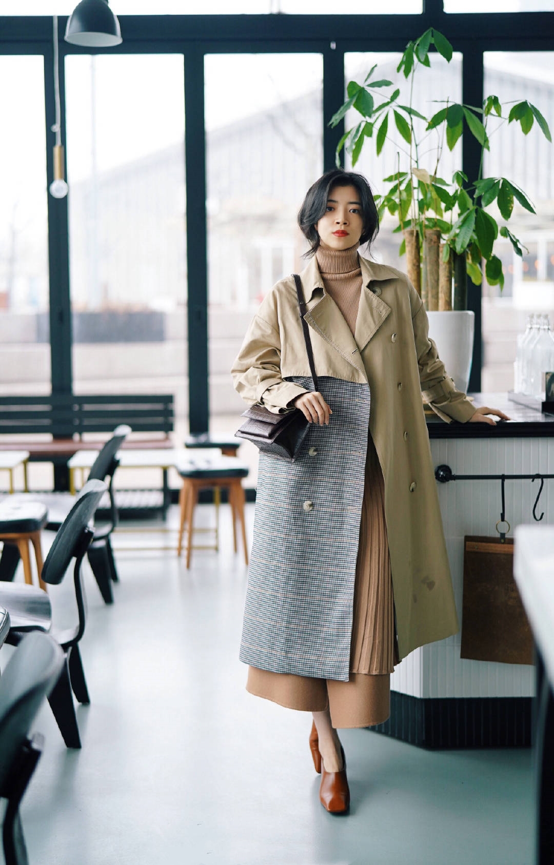 风衣穿什么内搭好看,风衣里穿什么内搭好看男