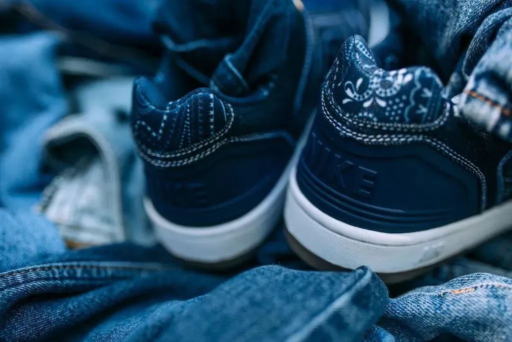 谁说联名=圈钱?这几双千元「宝藏联名」凭实力让我痛快交出钱包