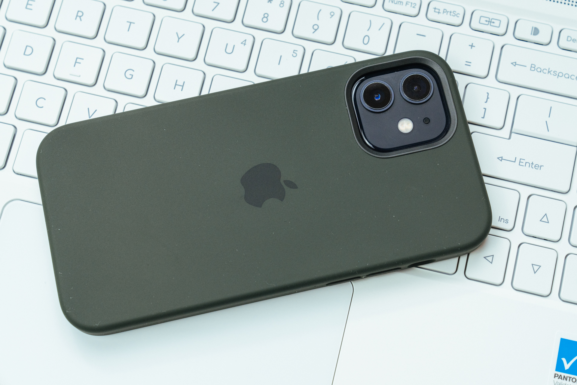 iphone12pro原装透明保护壳测试,iphone12无镜头保护手机壳