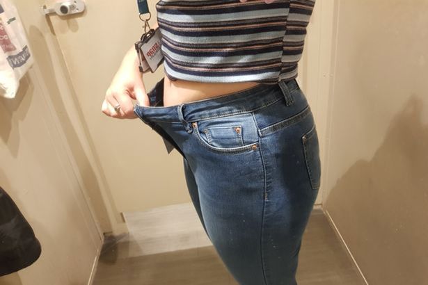 试穿各式牛仔裤,英国牛仔裤试穿