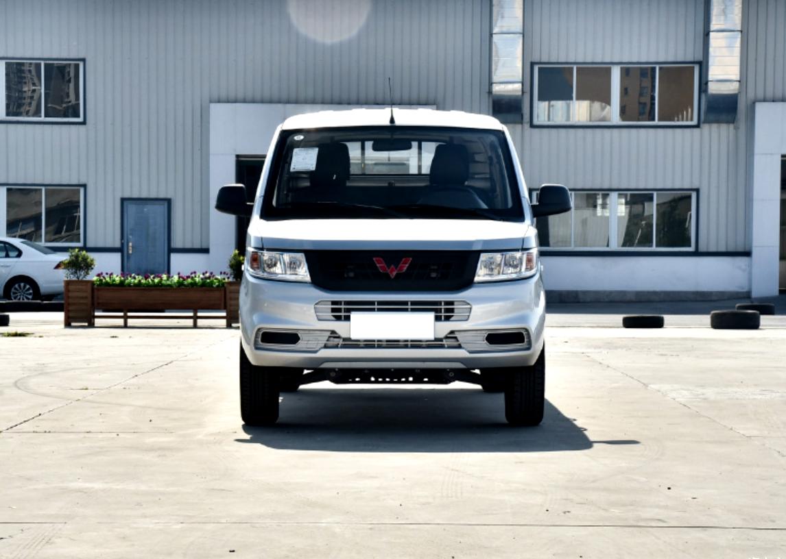 五菱荣光新卡双排国五价格,最新发布五菱荣光新卡双排