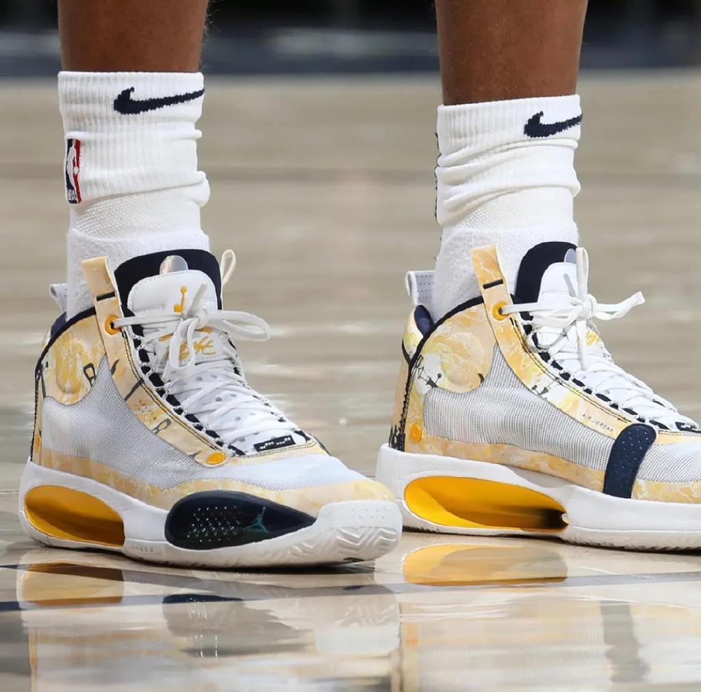 nba球员上脚郭艾伦球鞋,nba上脚球鞋米切尔科比