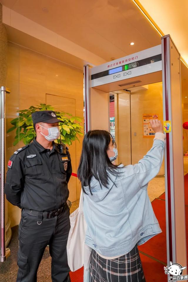 万菱广场复市！120万种商品工厂成本价，国际淘宝圣地回来了！