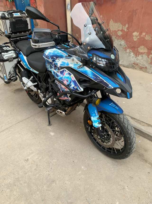 为什么初音未来不算二次元,初音未来为什么不出歌