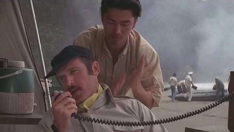 尊龙陈冲1988年奥斯卡颁奖典礼 (孤独的尊龙和陈冲)