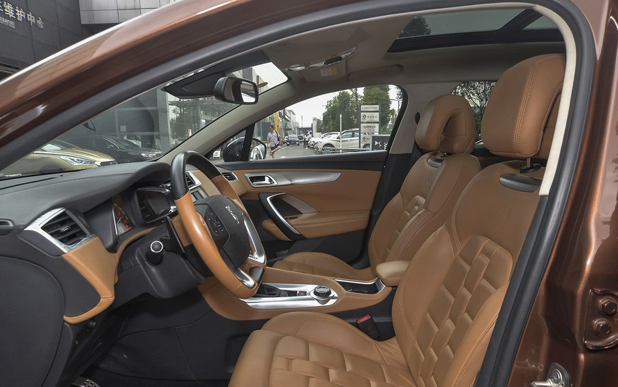 长安谛艾仕2021款全新ds6,2017款谛艾仕ds6豪华版车怎么样