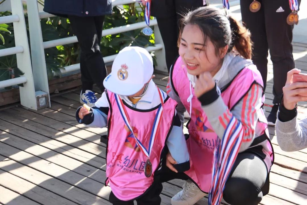 迎新活动幼儿园运动会,辞旧迎新幼儿园亲子运动会方案