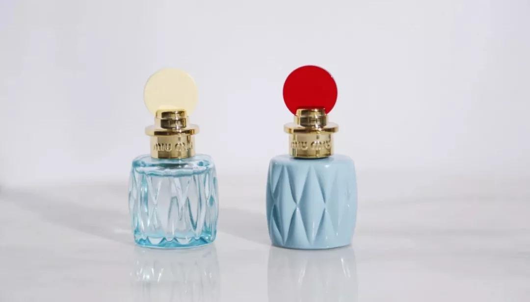 欧阳娜娜杨超越谁更美,杨超越和欧阳娜娜为啥长得一样