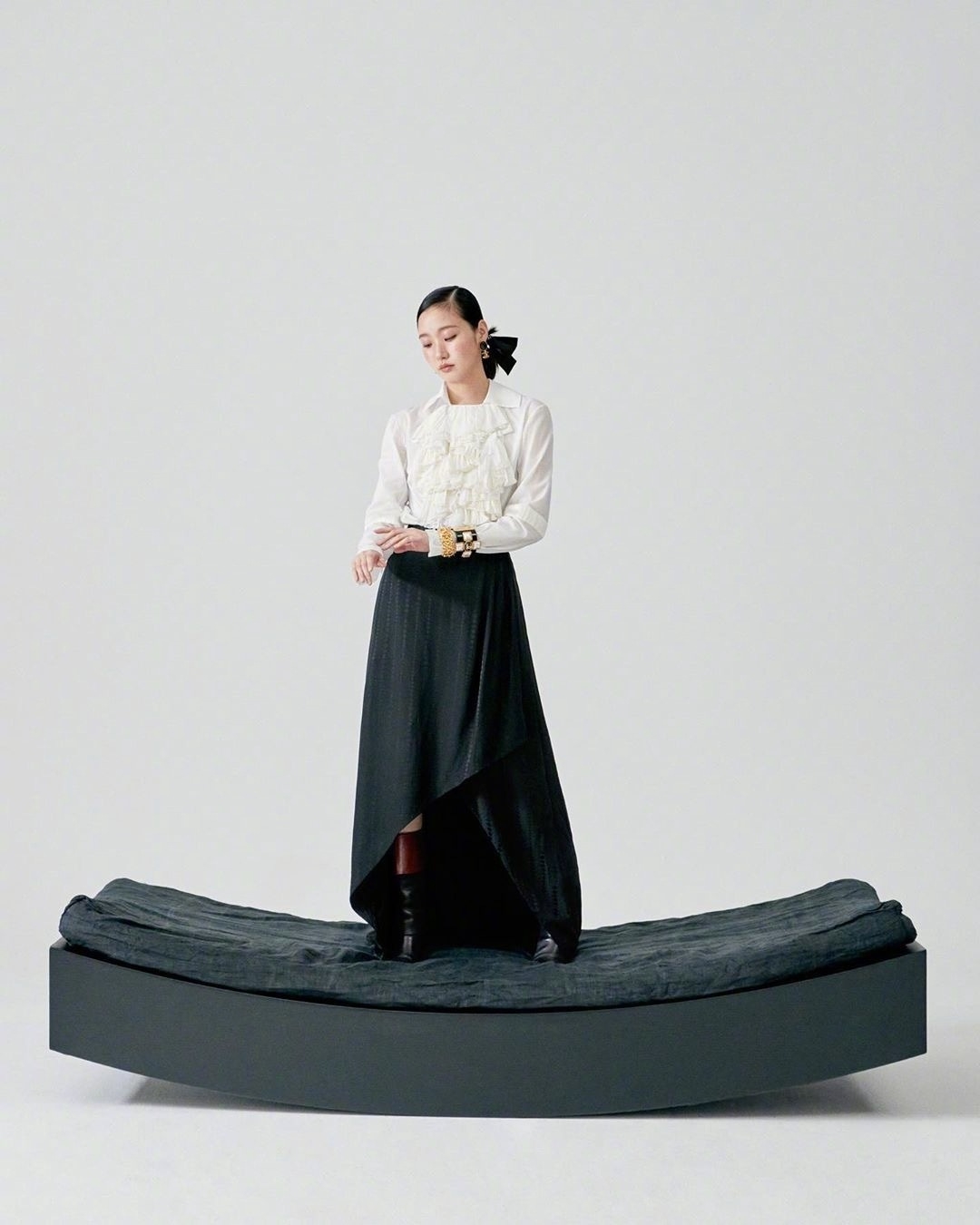 简约风黑白穿搭,简约风格看起来高级穿搭