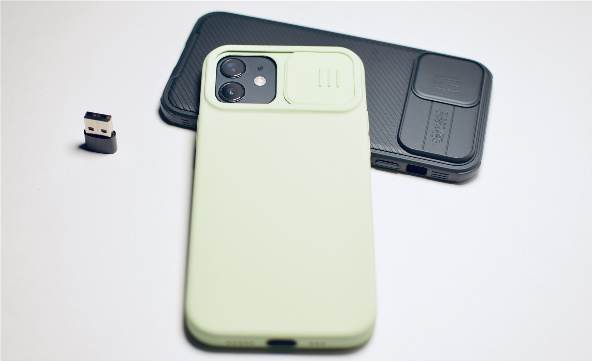 iphone12pro带壳无线充,iphone12保护壳磁吸