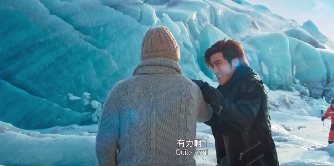 成龙与迪拜王子合影,迪拜王子5亿跑车成龙片段