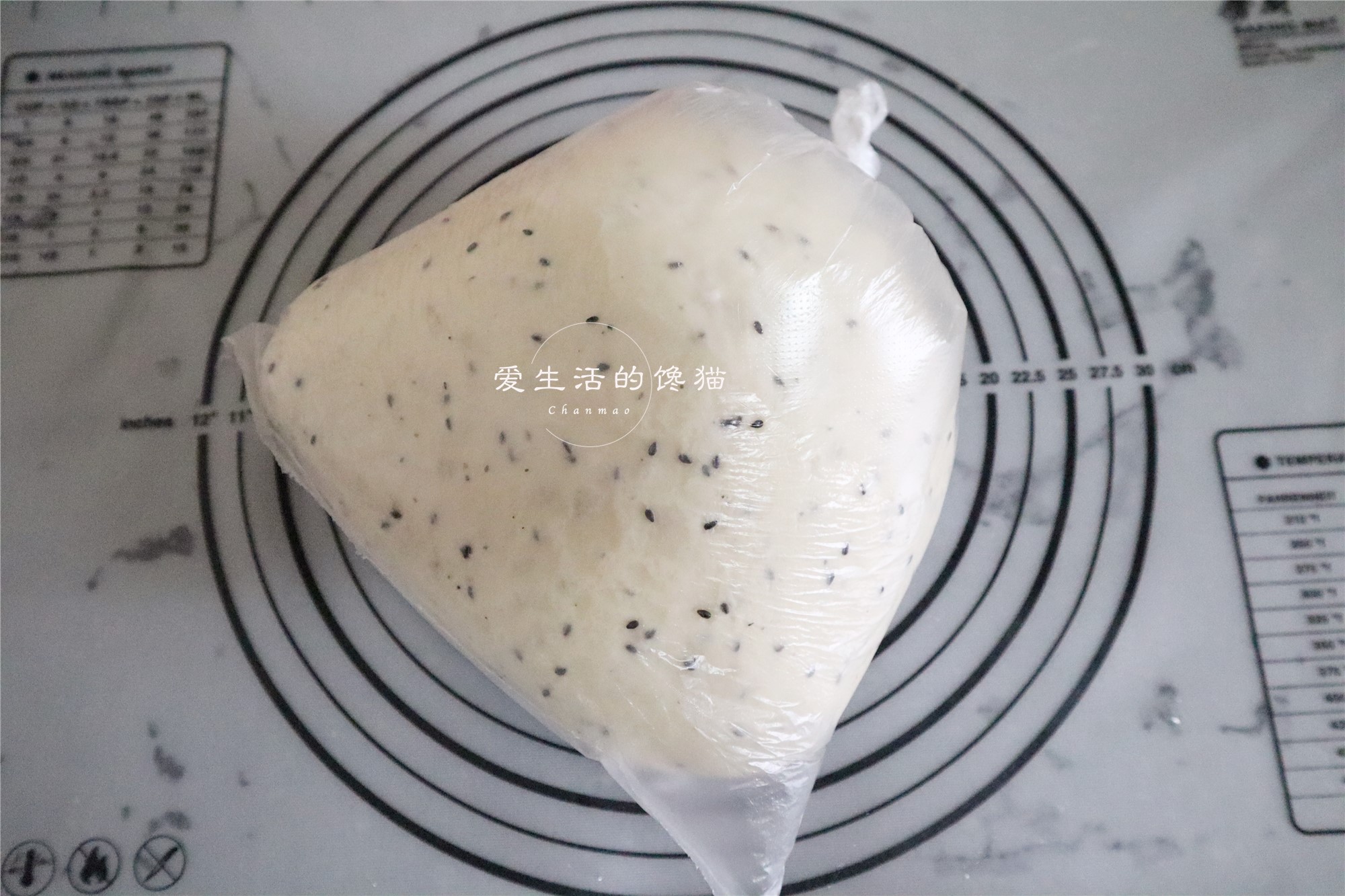 别再用温水发面了,放冰箱,省时省力,更香软,出炉孩子都吃嗨了