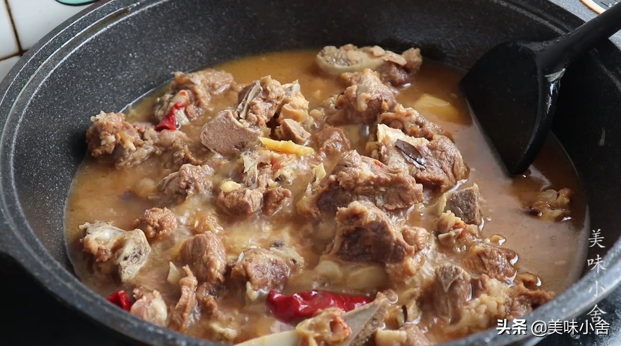 教你大骨头最好吃的做法,大骨头怎么做吃了不会胖