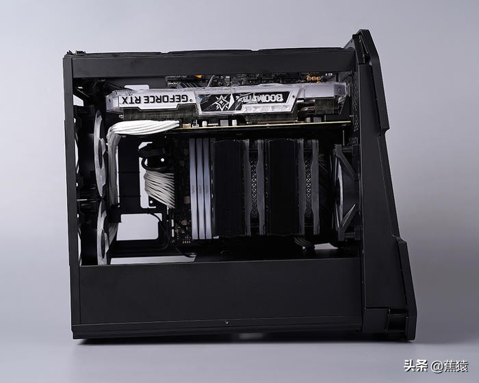 安钛克CUBEDRAK装机展示，11700+ROGB560-G+3080TI