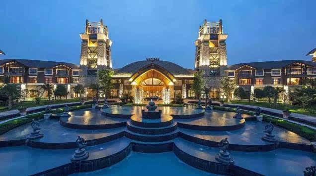 看峨眉山雪泡温泉的地方有哪些,峨眉山泡温泉旅游攻略