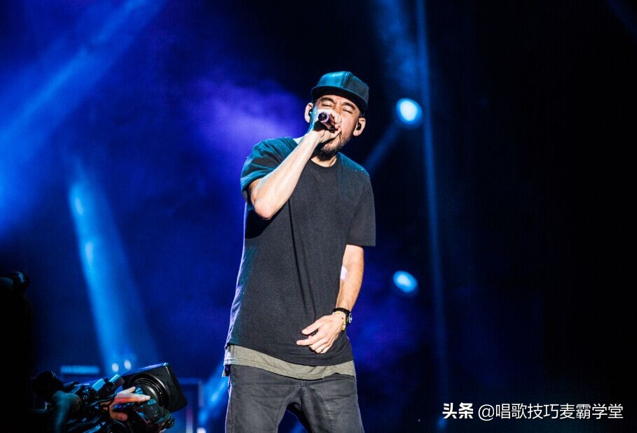 唱歌如何解决舌根紧的问题,唱歌压舌根