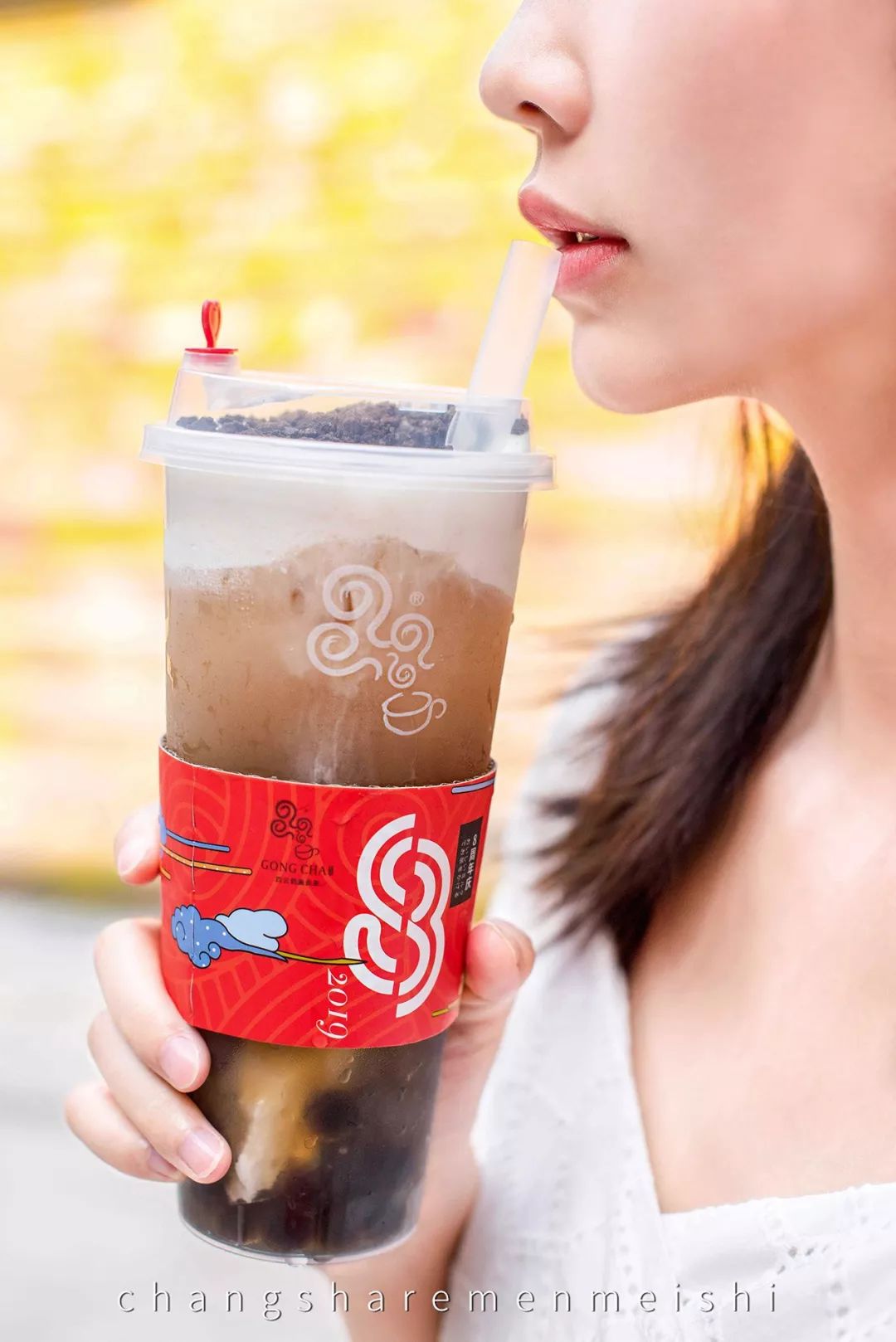 四云奶盖贡茶天鸿店,请全城喝奶茶