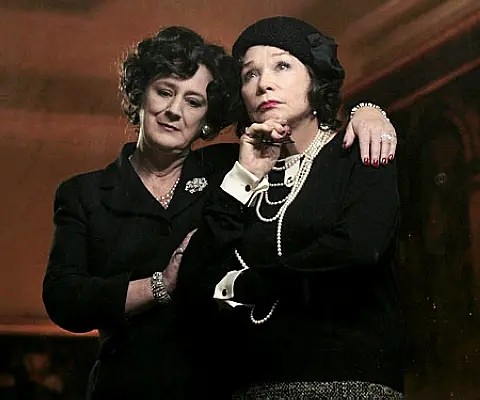 在孤儿院长大的香奈儿,香奈儿孤儿院长大一生未婚