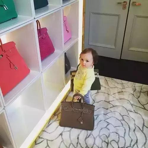 家中被盗30万,女子家中连续6年被盗