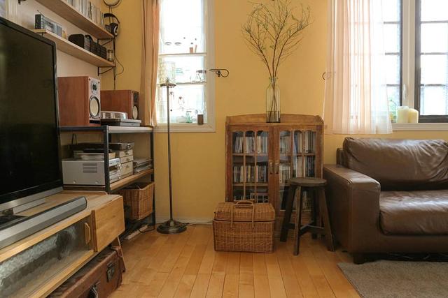 顶层带20平米左右的阁楼房子,有阁楼的挑高房子