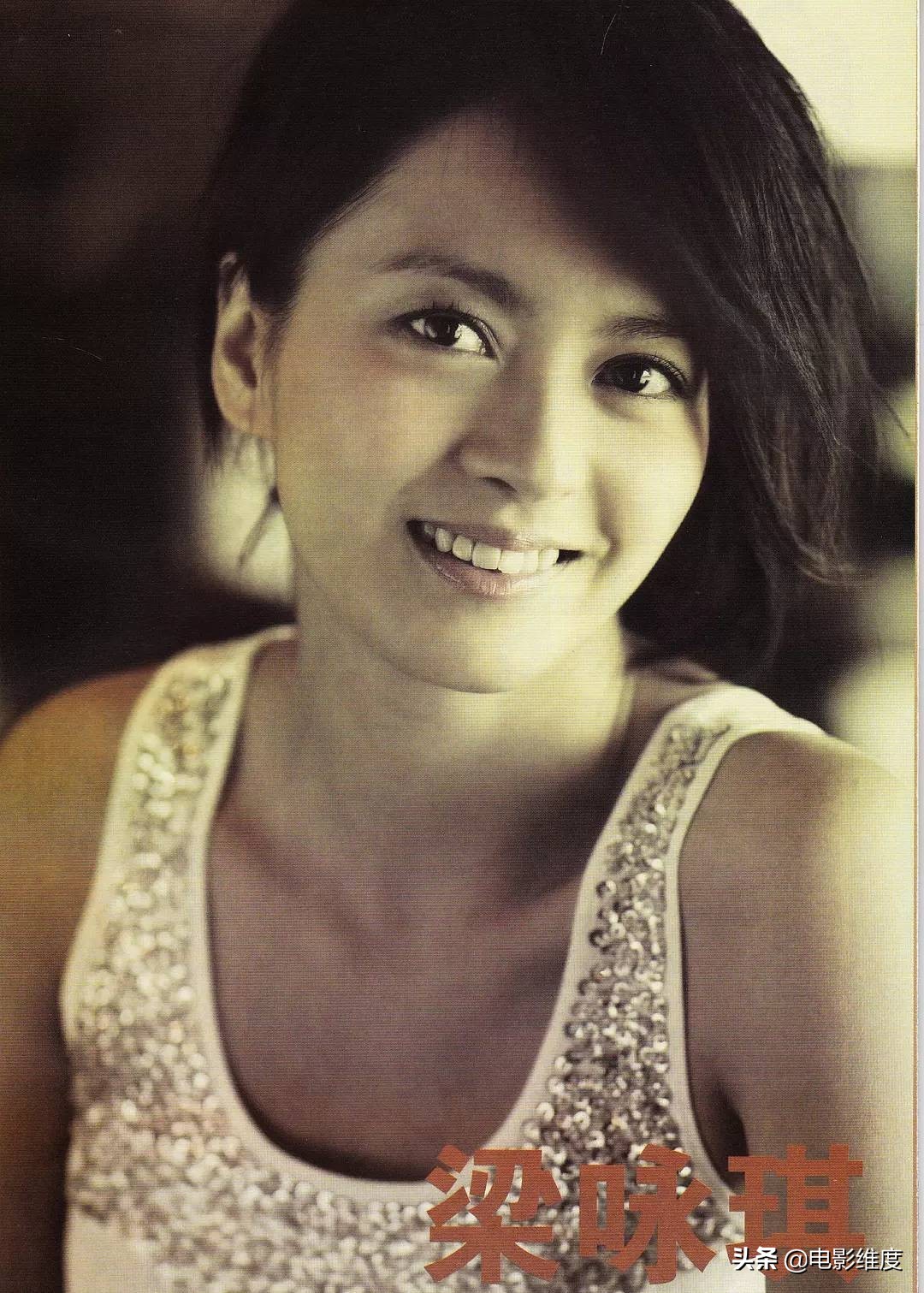 44岁梁咏琪晒和女儿照片 (梁咏琪怎样认识西班牙老公)